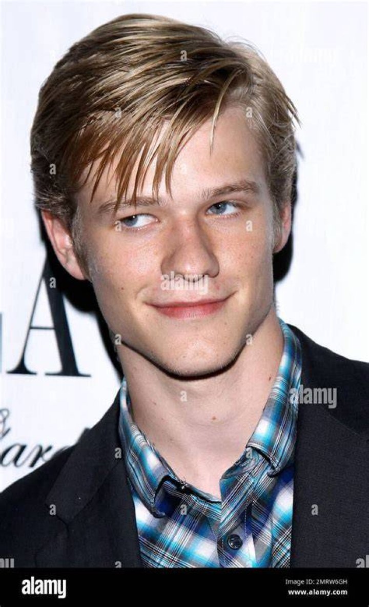 A bheil Lucas Till agus Tristin Mays a &rsquo;dol air ais?