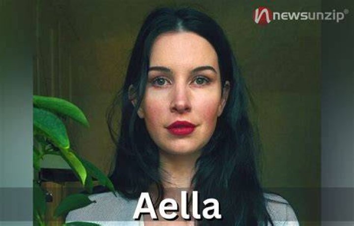 Aella height