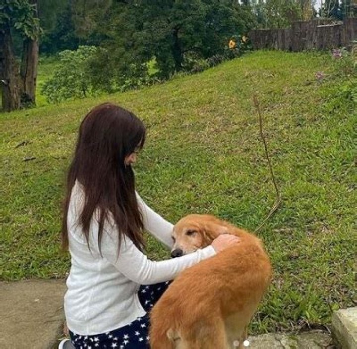 Alyanna Angeles with her pet
