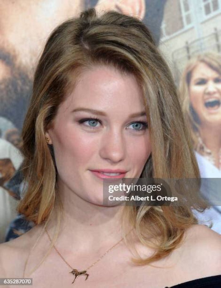 Ashley Hinshaw