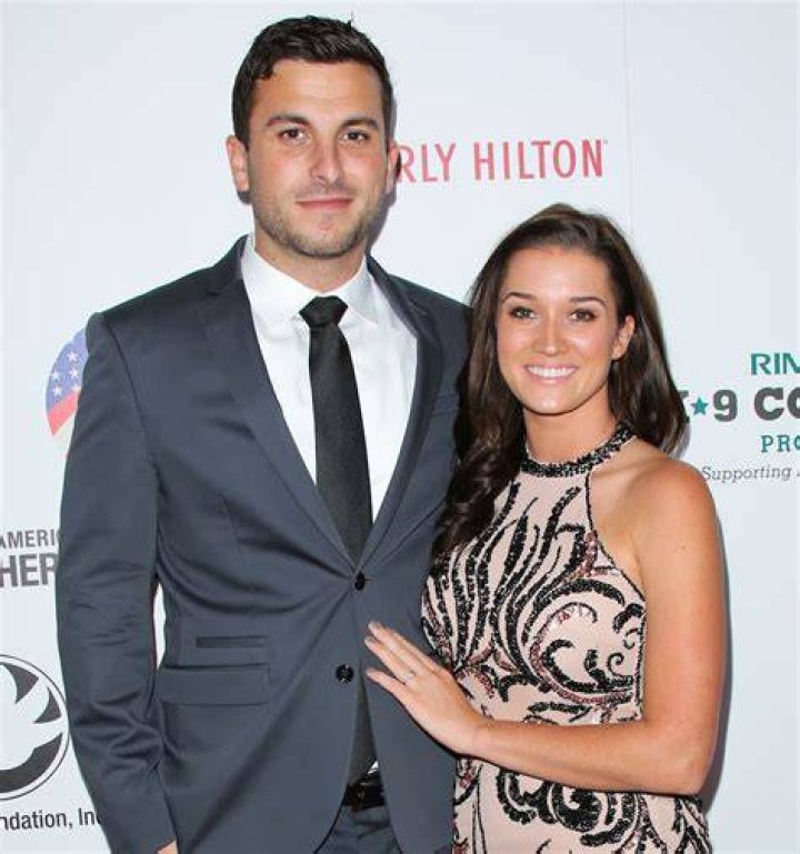 ‘Bachelor in Paradise’ Stars Jade Roper and Tanner Tolbert Get Married!