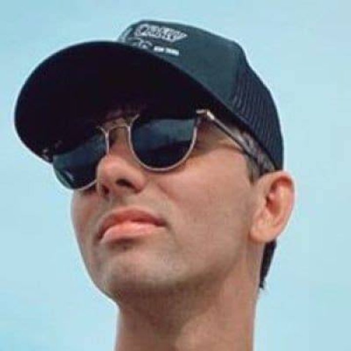 Braxton Comer Age | Wiki, Net worth, Bio, Height, Girlfriend