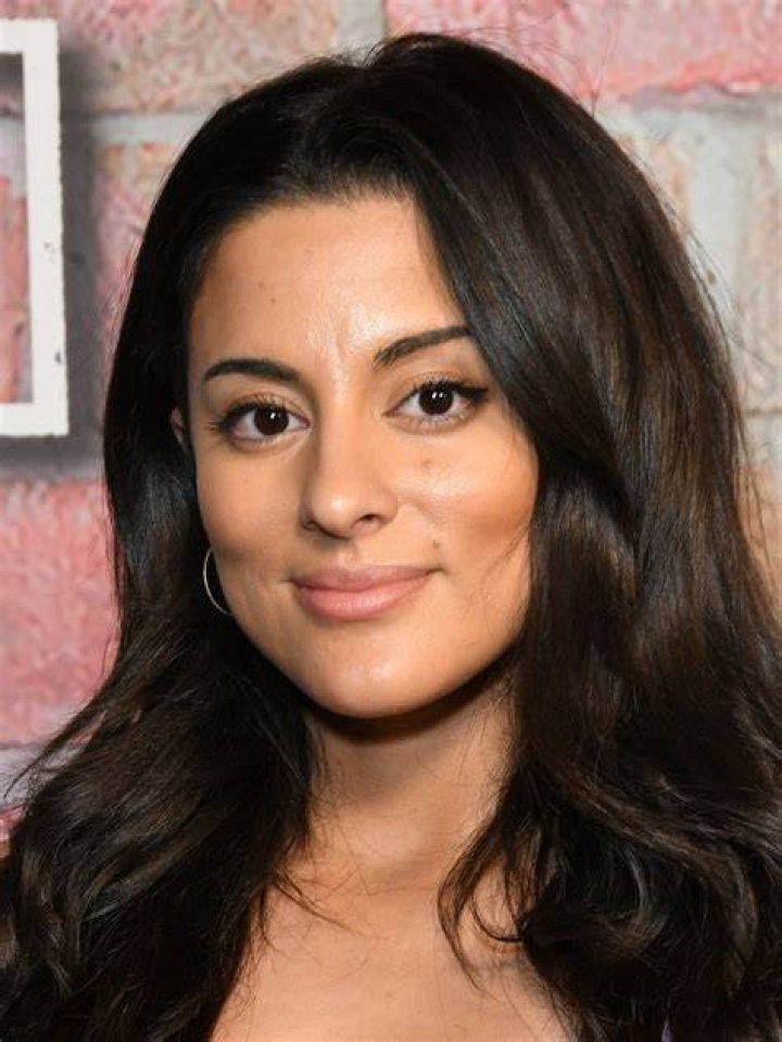 Carmela Zumbado