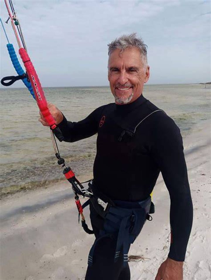 Cliff Simon