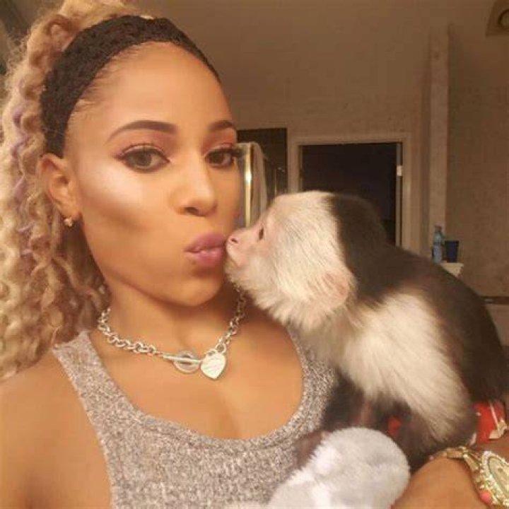 Danielle Thomas With Gia