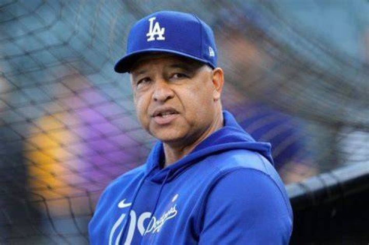 Dave Roberts Salary And Net Worth: How much does Dave Roberts get paid?