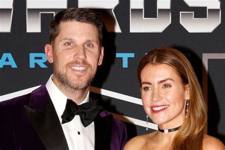 Denny Hamlin: Net Worth, Salary, Wife Jordan Fish, Age, Wiki-Bio. 2022