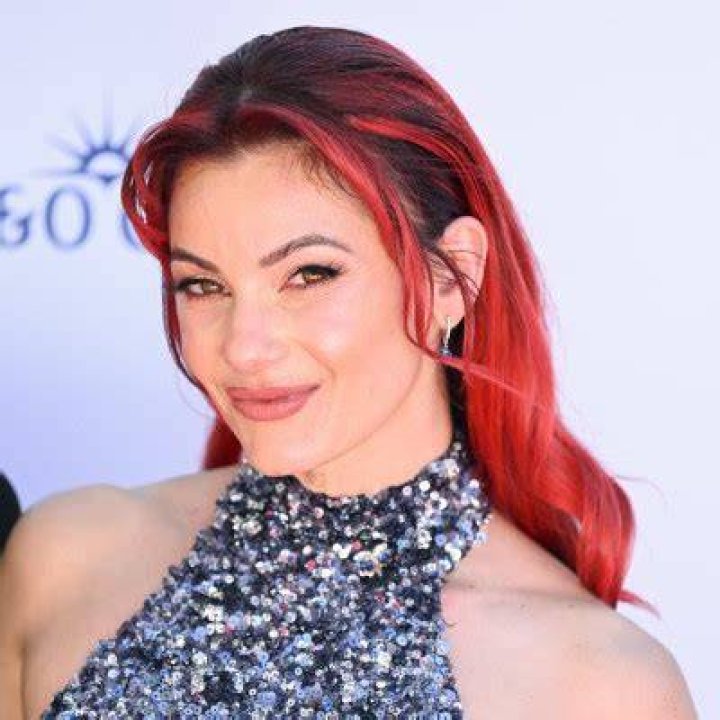 Dianne Buswell Net Worth and Earnings