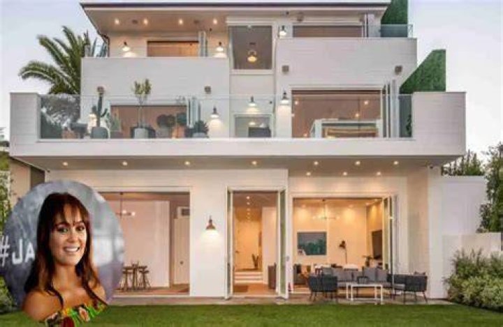 Dina Shihabi house