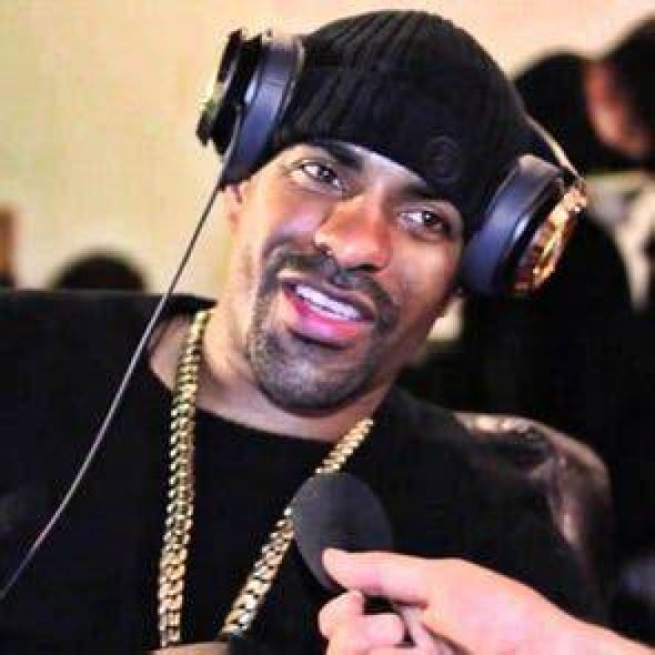 dj clue net worth