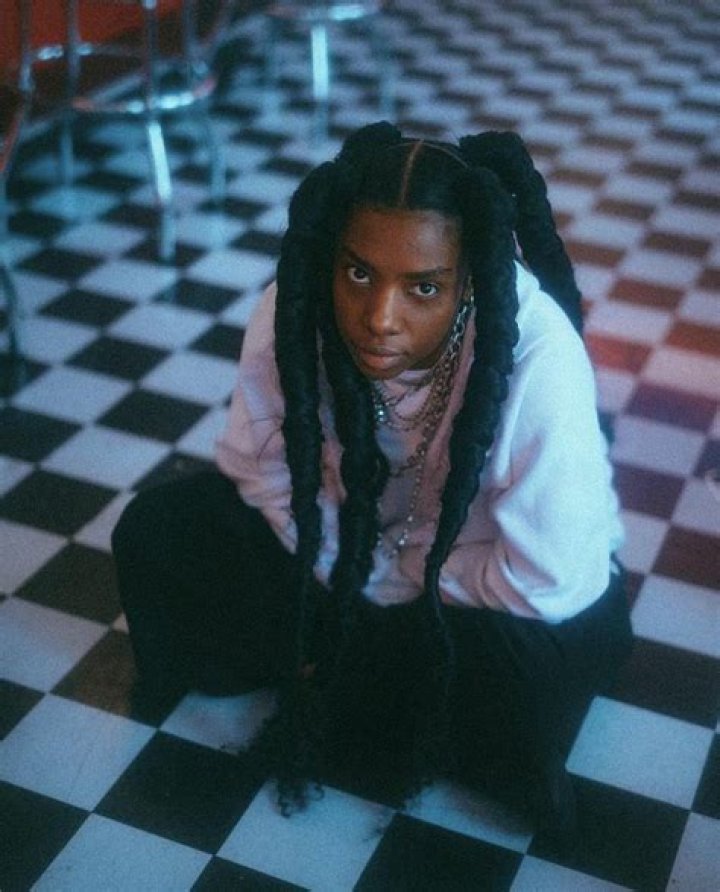 Dua Saleh Gender: Everything To Know About The Non-Binary Actor