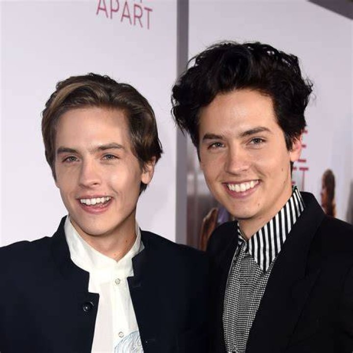 Dyln and cole sprouse net worth