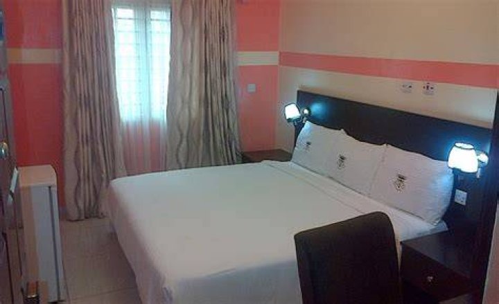 Esado Suites Extension, Ikeja