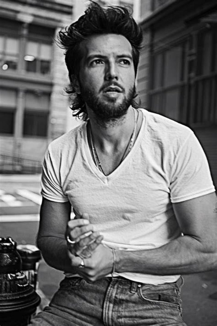 Guy Burnet