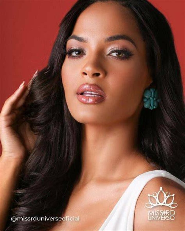 How Old is Kimberly Jimenez? Age Revealed