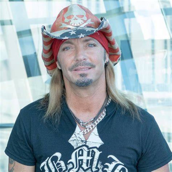 How tall is Bret Michaels