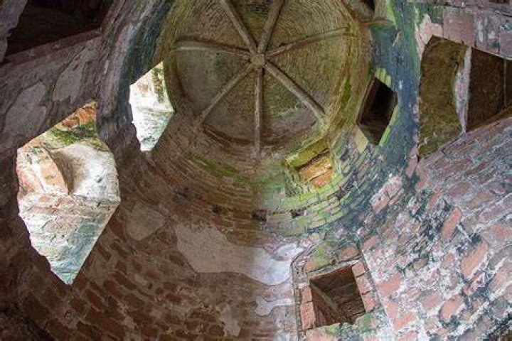 Inside Caerlaverock Castle Tower