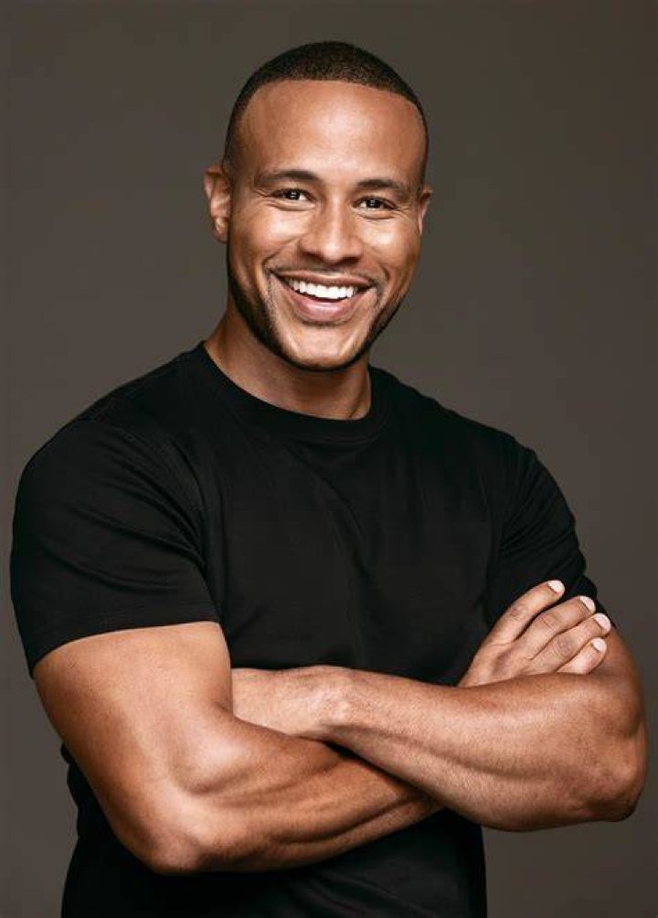 Is DeVon Franklin a Seventh-Day Adventist?