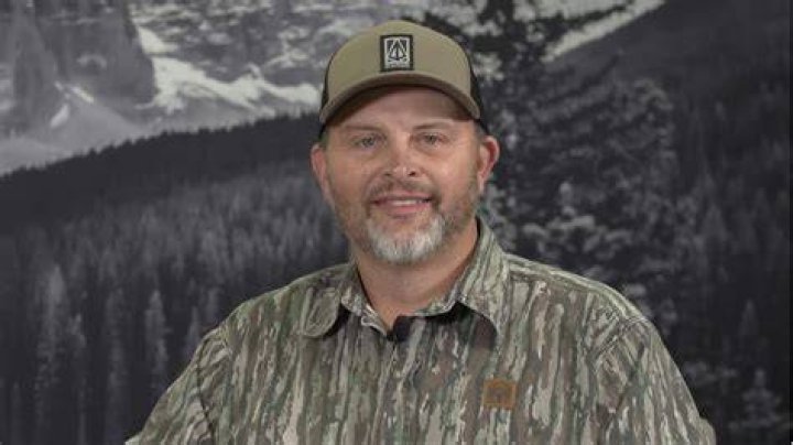 Is Michael Waddell still married?