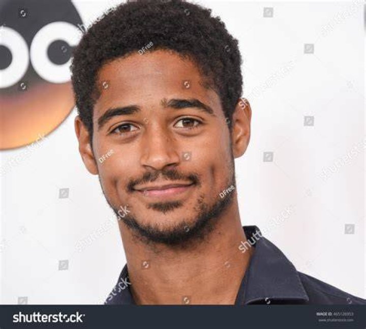 Ist Alfred Enoch Haitianer?
