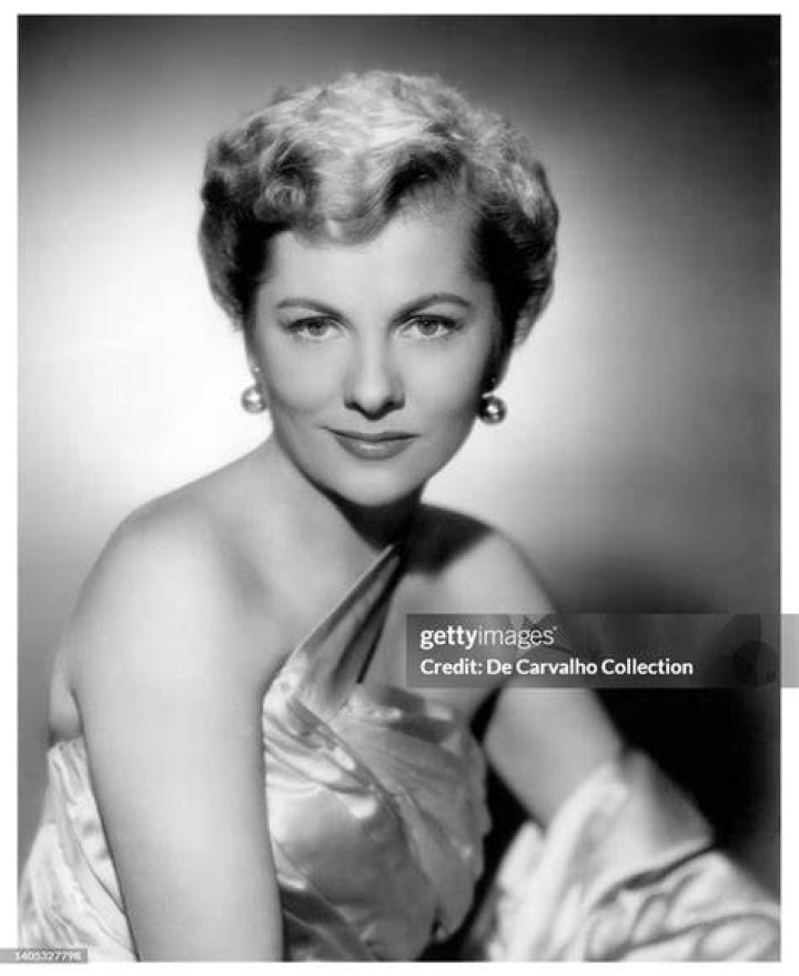 Joan Fontaine 1951