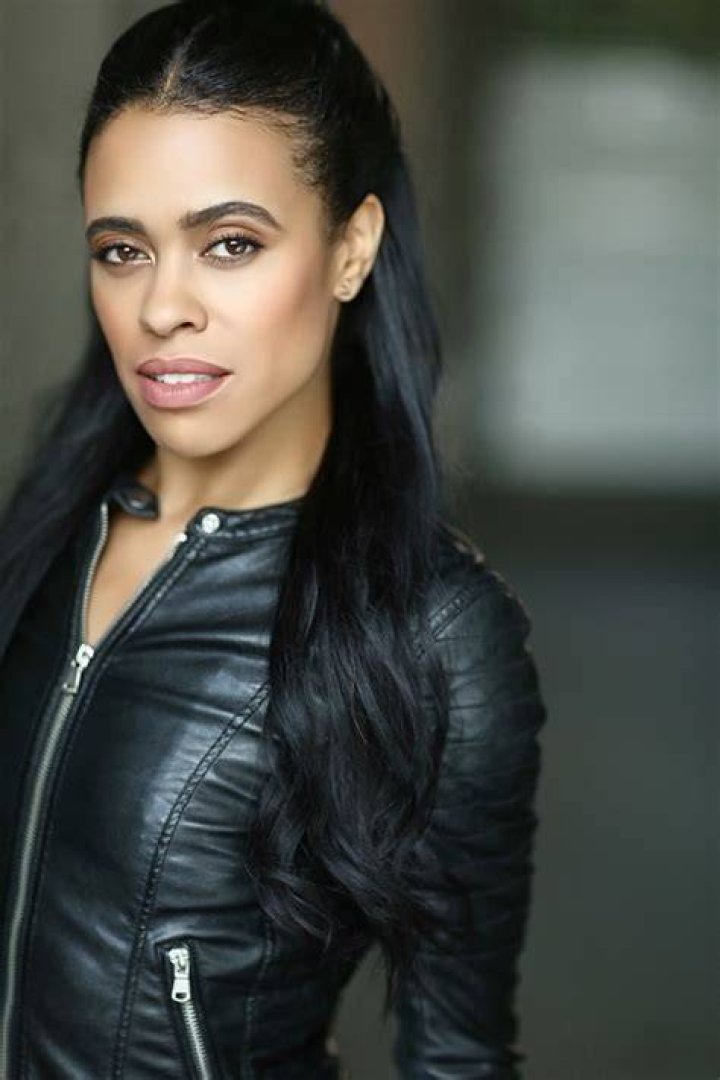 Julia Harnett