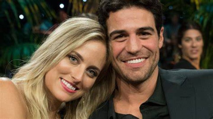 Kendall Long Joe Amabile bachelor in paradise engagement couple relationship