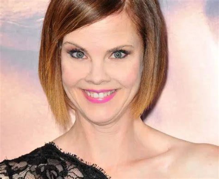 Kiersten Warren Biography, Age, Height, Husband, Net Worth, Family