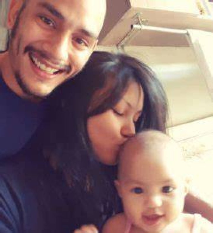 Kiko Matos with his wife Maria Martinez and kid Baby Kika