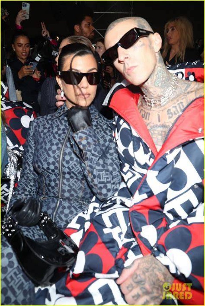 Kourtney Kardashian Travis Barker Pack PDA 1st Couple Photos