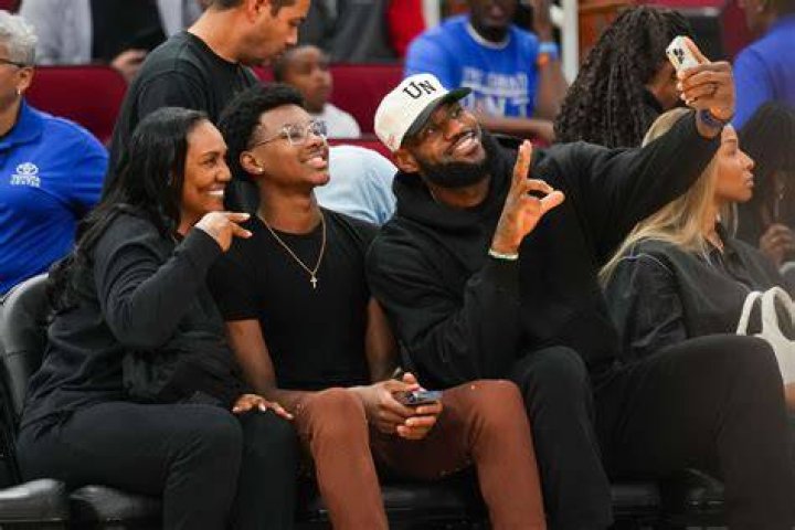 LeBron James Celebrates Bryce's 16th Birthday