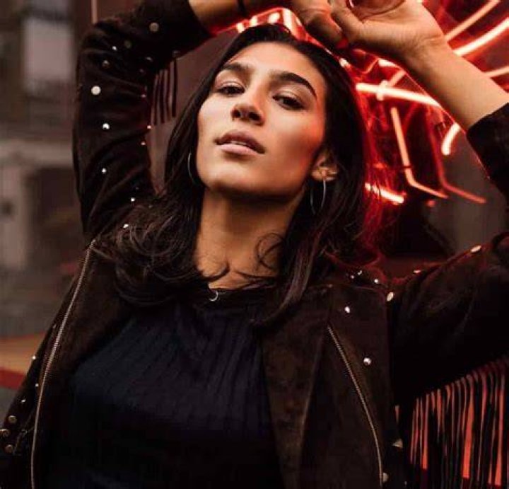 Lorena Andrea: dating, net worth, tattoos, smoking & body measurements