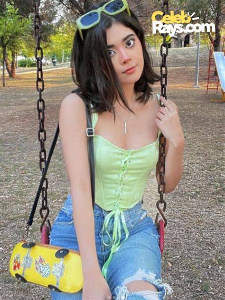 Lynda Parra Age | Wiki, Net worth, Bio, Height, Boyfriend