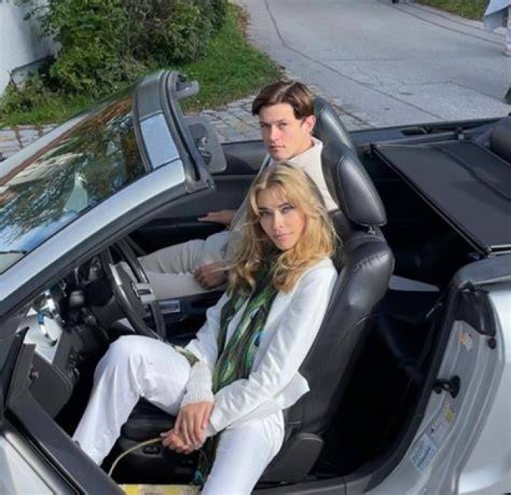 Milena Tscharntke with her co star
