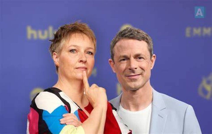 Mit wem ist Zoe Perry verheiratet?