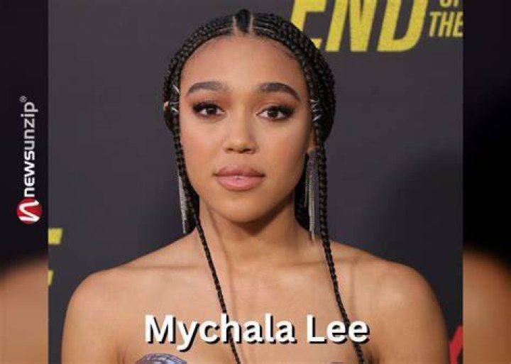 Mychala Lee height