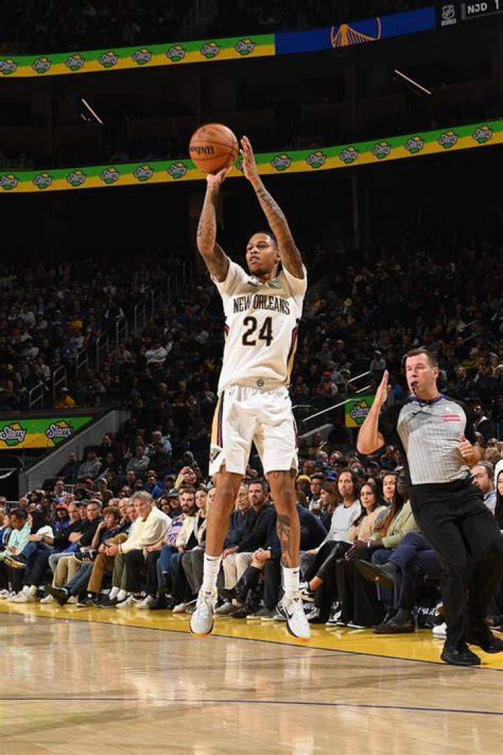 New Orleans Pelicans v Golden State Warriors