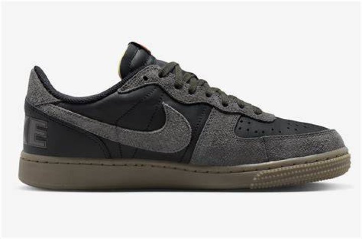 Nike Terminator Low “Medium Ash” Gets A Drop Date
