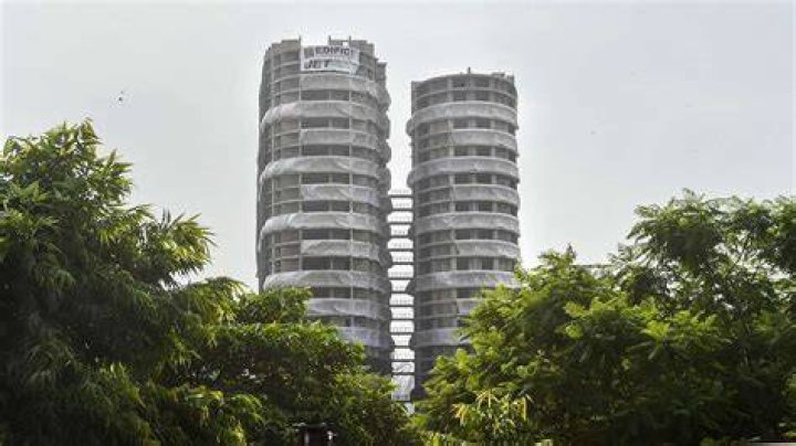 Noida Twin Tower