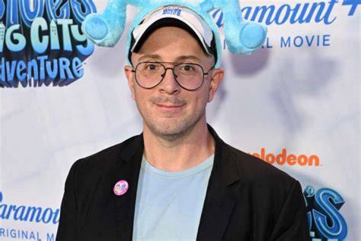 Quem Steve Burns comerciante? – Celebrity.fm
