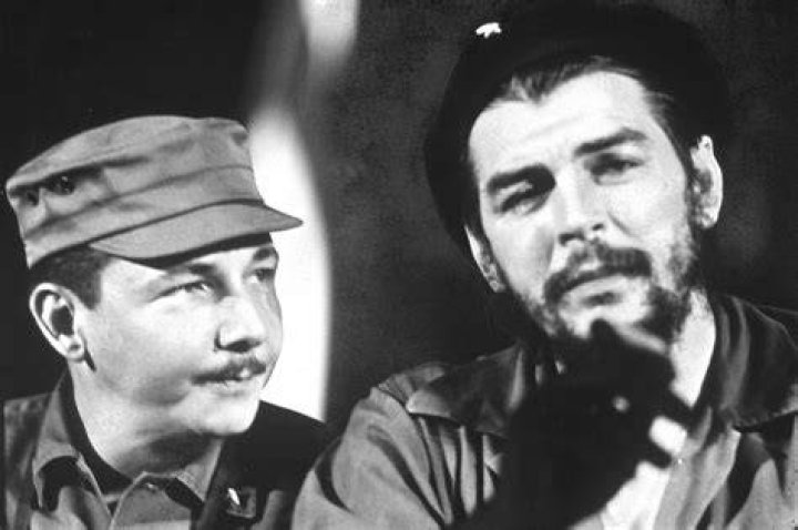 Raul Castro And Ernesto Che Guevara