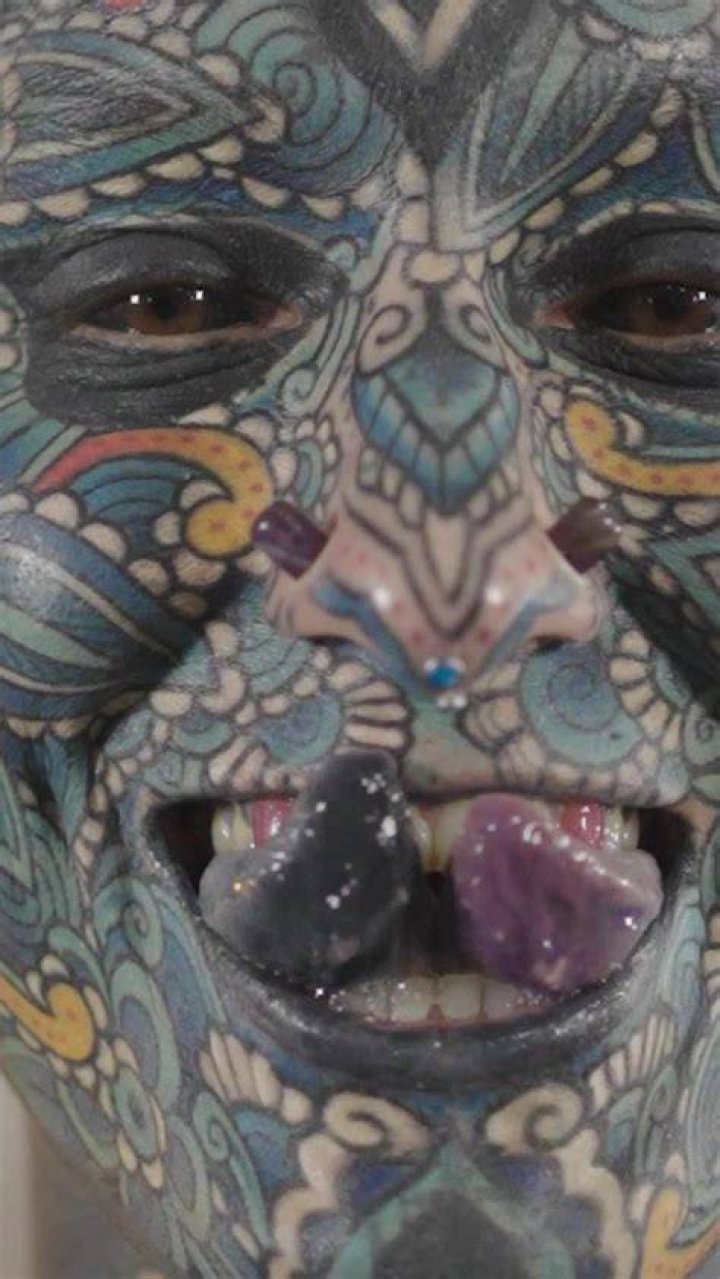 Record Holder For Body Modifications