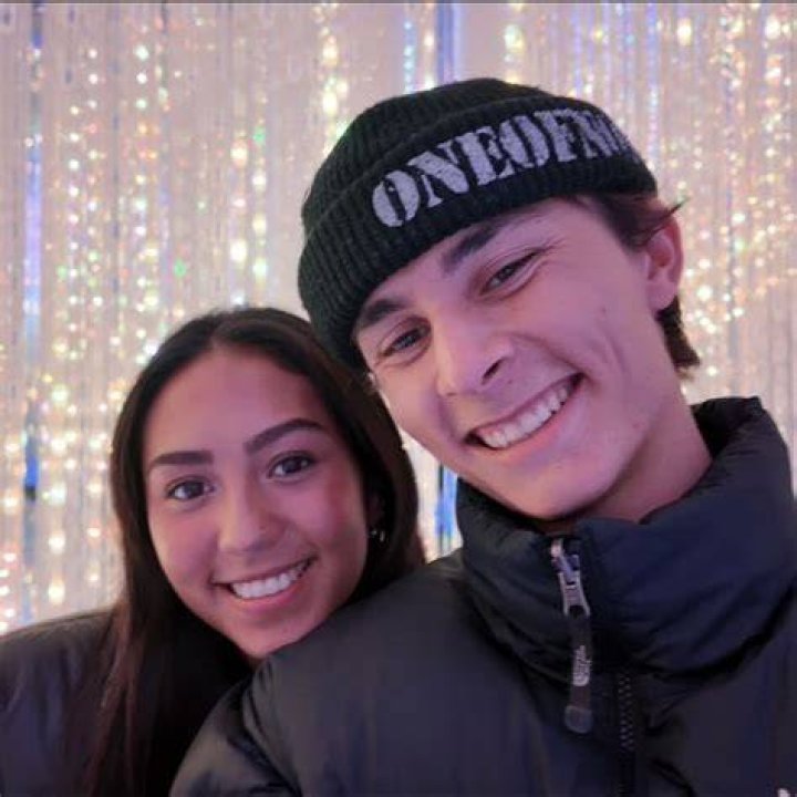 Robert and Mia Youtube channel