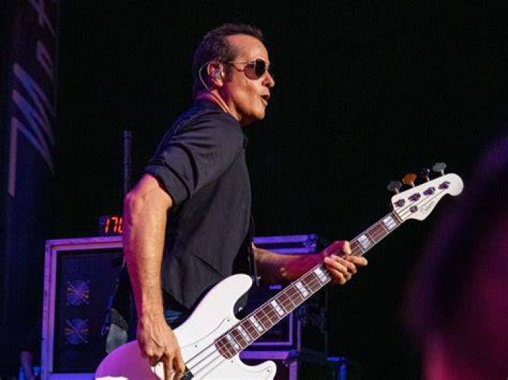 Robert DeLeo