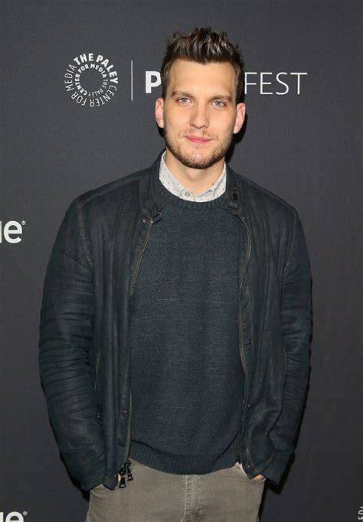Scott Michael Foster