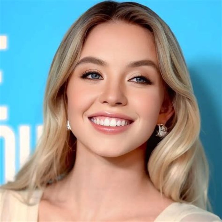 Sydney Sweeney Wiki, Biography, Age, Instagram, Net Worth, Twitter