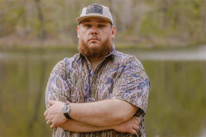 What Is Luke Combs' Net Worth? How the Singer Makes Money