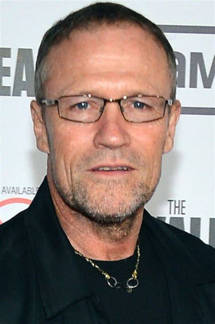 What is Michael Rooker known for? How much does Michael Rooker make?