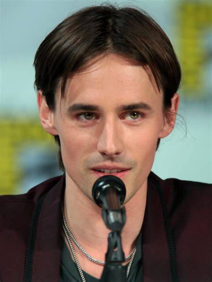 What is Reeve Carney vocal range?