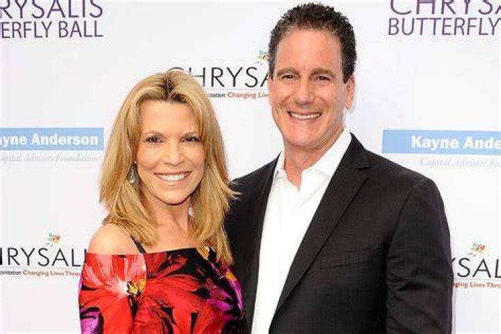 What Is The Age Difference Between Builder John Donaldson And Vanna White? Their Wiki And Net Worth Explored